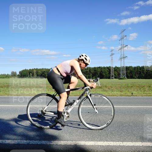07.09.2025 - 19. Norderstedt Triathlon Michael Burmester http://msf.ph/oto/8847262 07.09.2025 15:22:50 Radfahren 1424 meine-sportfotos.de