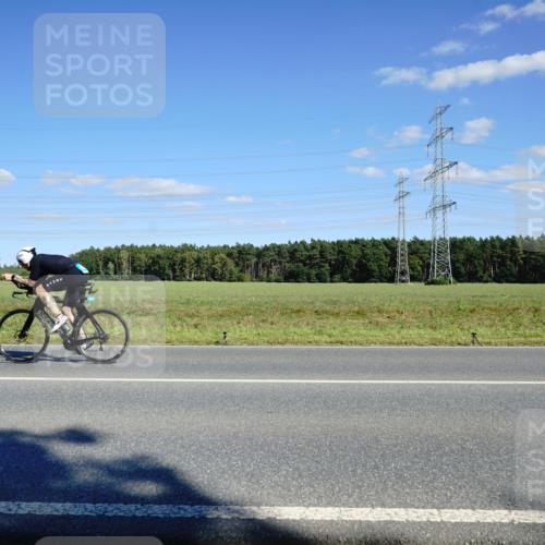 07.09.2025 - 19. Norderstedt Triathlon Michael Burmester http://msf.ph/oto/8847267 07.09.2025 15:22:50 Radfahren 1424 meine-sportfotos.de