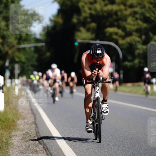 07.09.2025 - 19. Norderstedt Triathlon Michael Burmester http://msf.ph/oto/8847268 07.09.2025 11:26:59 Radfahren 200, 238 meine-sportfotos.de