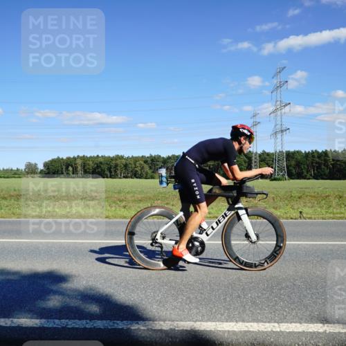 07.09.2025 - 19. Norderstedt Triathlon Michael Burmester http://msf.ph/oto/8847317 07.09.2025 15:23:25 Radfahren 454, 915, 930 meine-sportfotos.de