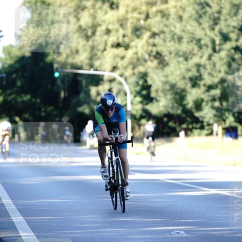 07.09.2025 - 19. Norderstedt Triathlon Michael Burmester http://msf.ph/oto/8847346 07.09.2025 16:15:08 Radfahren 1043, 1079, 1614 meine-sportfotos.de