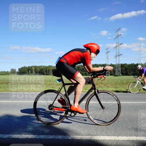 07.09.2025 - 19. Norderstedt Triathlon Michael Burmester http://msf.ph/oto/8847348 07.09.2025 15:24:03 Radfahren 421, 943 meine-sportfotos.de