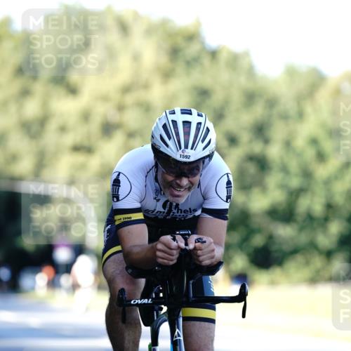 07.09.2025 - 19. Norderstedt Triathlon Michael Burmester http://msf.ph/oto/8847362 07.09.2025 16:15:15 Radfahren 1592 meine-sportfotos.de