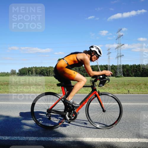 07.09.2025 - 19. Norderstedt Triathlon Michael Burmester http://msf.ph/oto/8847367 07.09.2025 15:24:19 Radfahren 458, 1473, 1484 meine-sportfotos.de
