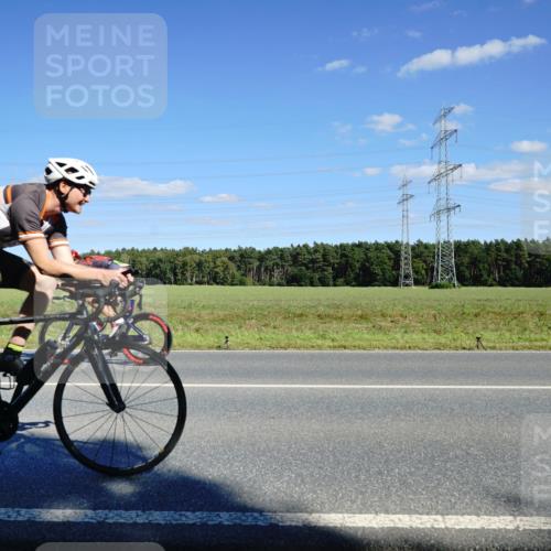 07.09.2025 - 19. Norderstedt Triathlon Michael Burmester http://msf.ph/oto/8847372 07.09.2025 15:24:21 Radfahren 390, 458, 1473, 1484 meine-sportfotos.de