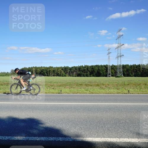 07.09.2025 - 19. Norderstedt Triathlon Michael Burmester http://msf.ph/oto/8847380 07.09.2025 15:24:27 Radfahren 390, 1446 meine-sportfotos.de