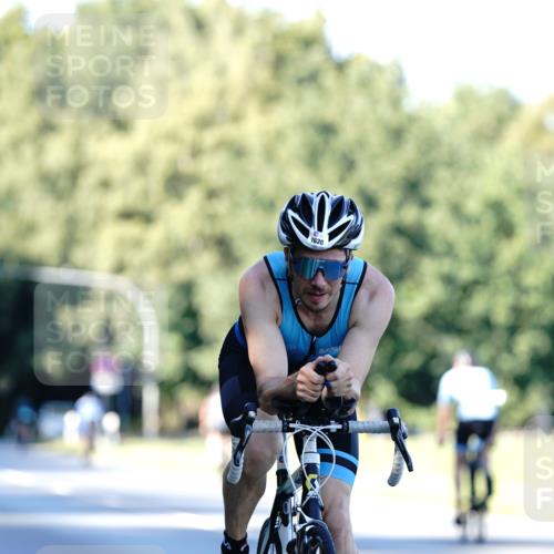 07.09.2025 - 19. Norderstedt Triathlon Michael Burmester http://msf.ph/oto/8847398 07.09.2025 16:15:31 Radfahren 1620 meine-sportfotos.de