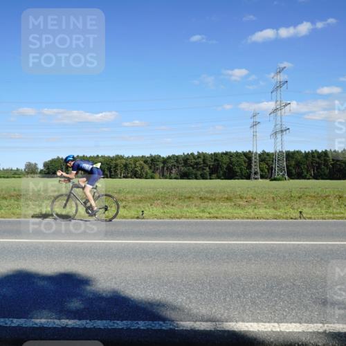 07.09.2025 - 19. Norderstedt Triathlon Michael Burmester http://msf.ph/oto/8847403 07.09.2025 15:24:44 Radfahren 887, 939, 1414, 1539 meine-sportfotos.de