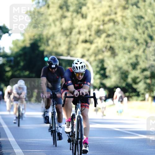07.09.2025 - 19. Norderstedt Triathlon Michael Burmester http://msf.ph/oto/8847407 07.09.2025 16:15:35 Radfahren 1074, 1442 meine-sportfotos.de