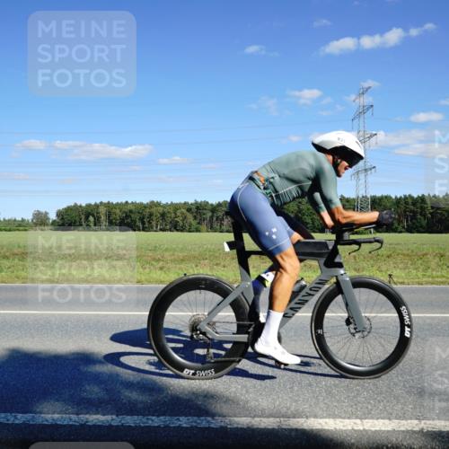 07.09.2025 - 19. Norderstedt Triathlon Michael Burmester http://msf.ph/oto/8847410 07.09.2025 15:24:46 Radfahren 414, 460, 939, 1539 meine-sportfotos.de