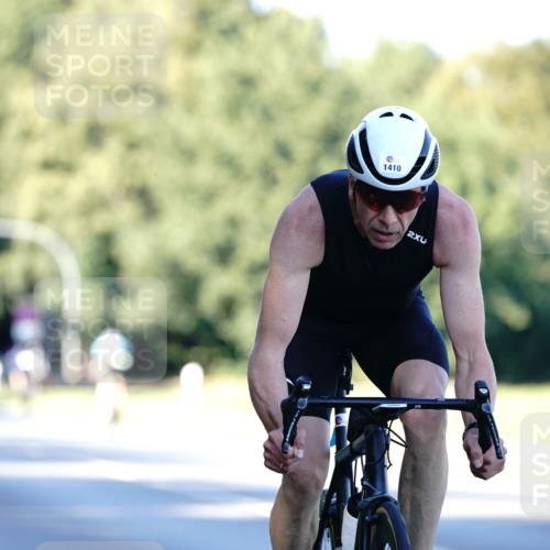 07.09.2025 - 19. Norderstedt Triathlon Michael Burmester http://msf.ph/oto/8847449 07.09.2025 16:15:42 Radfahren 1069, 1087, 1410, 1577 meine-sportfotos.de