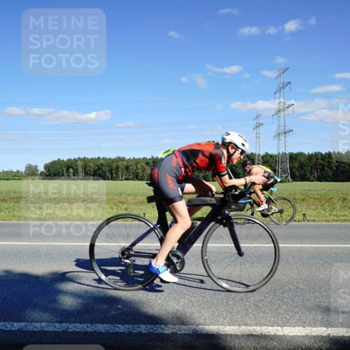 07.09.2025 - 19. Norderstedt Triathlon Michael Burmester http://msf.ph/oto/8847459 07.09.2025 15:25:27 Radfahren 425, 439 meine-sportfotos.de