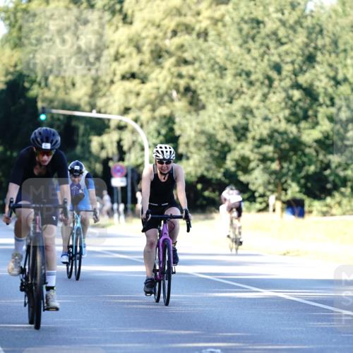 07.09.2025 - 19. Norderstedt Triathlon Michael Burmester http://msf.ph/oto/8847489 07.09.2025 16:15:54 Radfahren 941, 1088, 1409, 1427, 1564 meine-sportfotos.de