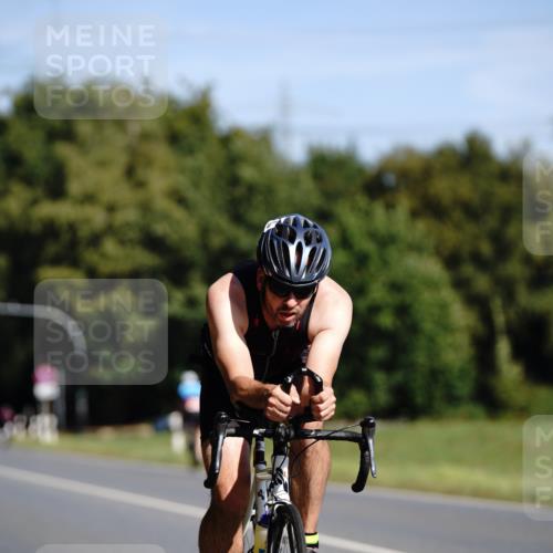 07.09.2025 - 19. Norderstedt Triathlon Michael Burmester http://msf.ph/oto/8847525 07.09.2025 11:28:13 Radfahren 204, 746 meine-sportfotos.de