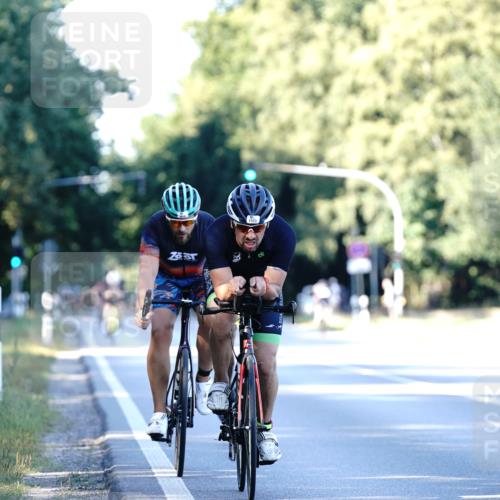 07.09.2025 - 19. Norderstedt Triathlon Michael Burmester http://msf.ph/oto/8847526 07.09.2025 16:15:59 Radfahren 509, 870, 941, 1088, 1435, 1550, 1553, 1564 meine-sportfotos.de