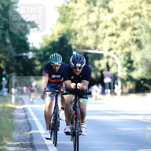 07.09.2025 - 19. Norderstedt Triathlon Michael Burmester http://msf.ph/oto/8847528 07.09.2025 16:15:59 Radfahren 509, 870, 941, 1088, 1435, 1550, 1553, 1564 meine-sportfotos.de