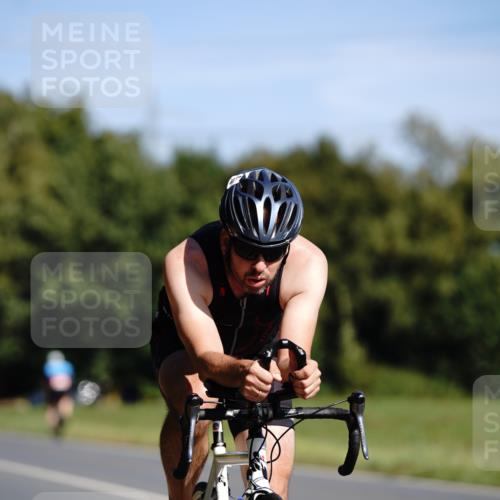 07.09.2025 - 19. Norderstedt Triathlon Michael Burmester http://msf.ph/oto/8847530 07.09.2025 11:28:13 Radfahren 204, 746 meine-sportfotos.de
