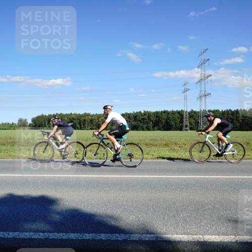 07.09.2025 - 19. Norderstedt Triathlon Michael Burmester http://msf.ph/oto/8847540 07.09.2025 15:26:24 Radfahren 1400, 1405, 1442 meine-sportfotos.de