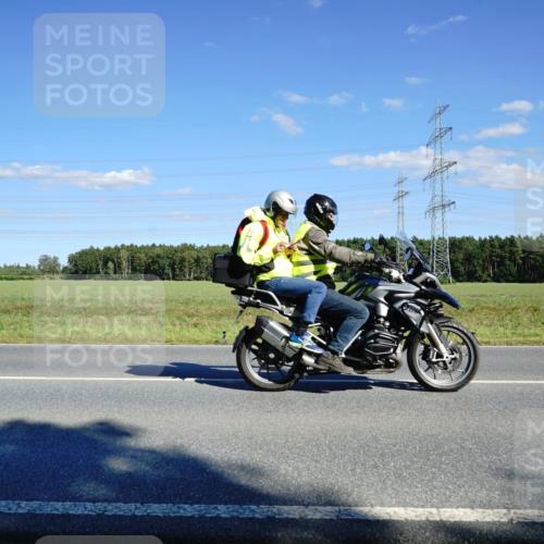 07.09.2025 - 19. Norderstedt Triathlon Michael Burmester http://msf.ph/oto/8847551 07.09.2025 15:26:28 Radfahren 1405, 1442 meine-sportfotos.de