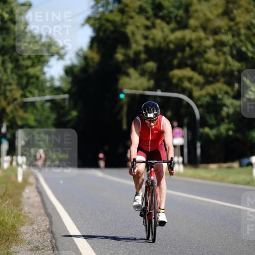 07.09.2025 - 19. Norderstedt Triathlon Michael Burmester http://msf.ph/oto/8847561 07.09.2025 11:28:40 Radfahren 704 meine-sportfotos.de