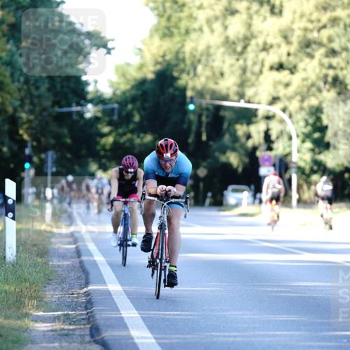 07.09.2025 - 19. Norderstedt Triathlon Michael Burmester http://msf.ph/oto/8847562 07.09.2025 16:16:10 Radfahren 1631 meine-sportfotos.de