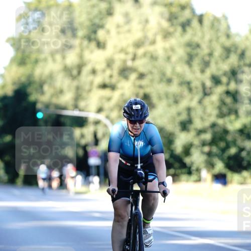 07.09.2025 - 19. Norderstedt Triathlon Michael Burmester http://msf.ph/oto/8847604 07.09.2025 16:16:20 Radfahren 955, 1103 meine-sportfotos.de