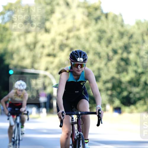 07.09.2025 - 19. Norderstedt Triathlon Michael Burmester http://msf.ph/oto/8847619 07.09.2025 16:16:24 Radfahren 1063, 1089, 1103 meine-sportfotos.de