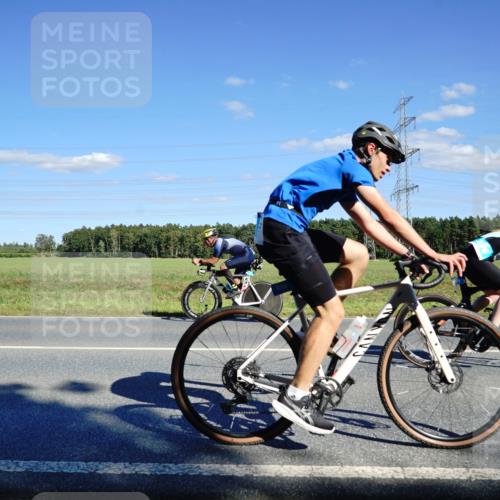 07.09.2025 - 19. Norderstedt Triathlon Michael Burmester http://msf.ph/oto/8847628 07.09.2025 15:27:29 Radfahren 379, 886, 890, 909 meine-sportfotos.de