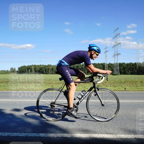 07.09.2025 - 19. Norderstedt Triathlon Michael Burmester http://msf.ph/oto/8847632 07.09.2025 15:27:31 Radfahren 379, 886, 890, 909, 1403 meine-sportfotos.de