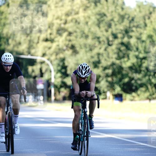 07.09.2025 - 19. Norderstedt Triathlon Michael Burmester http://msf.ph/oto/8847636 07.09.2025 16:16:27 Radfahren 372, 1063, 1075, 1089, 1455 meine-sportfotos.de