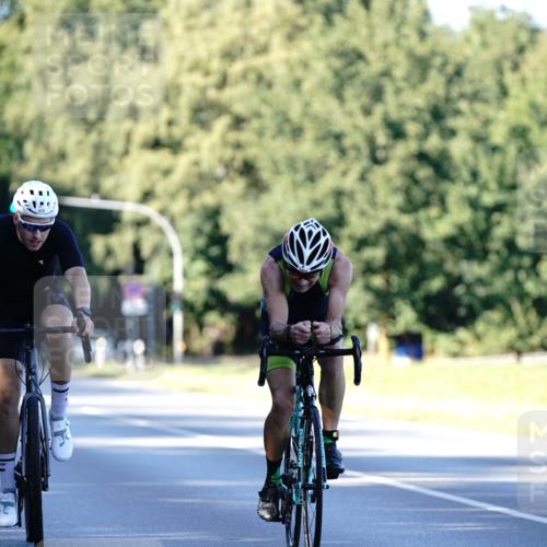 07.09.2025 - 19. Norderstedt Triathlon Michael Burmester http://msf.ph/oto/8847639 07.09.2025 16:16:27 Radfahren 372, 1063, 1075, 1089, 1455 meine-sportfotos.de