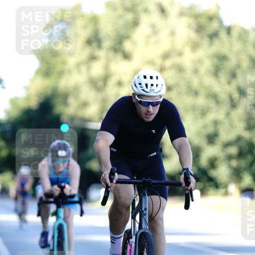 07.09.2025 - 19. Norderstedt Triathlon Michael Burmester http://msf.ph/oto/8847646 07.09.2025 16:16:28 Radfahren 372, 1063, 1075, 1089, 1455 meine-sportfotos.de