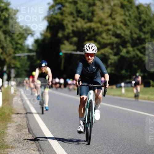 07.09.2025 - 19. Norderstedt Triathlon Michael Burmester http://msf.ph/oto/8847652 07.09.2025 11:29:30 Radfahren 185, 784, 1227 meine-sportfotos.de