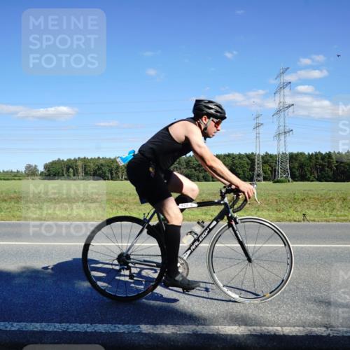 07.09.2025 - 19. Norderstedt Triathlon Michael Burmester http://msf.ph/oto/8847674 07.09.2025 15:28:08 Radfahren 418, 929, 952, 1455, 1464 meine-sportfotos.de