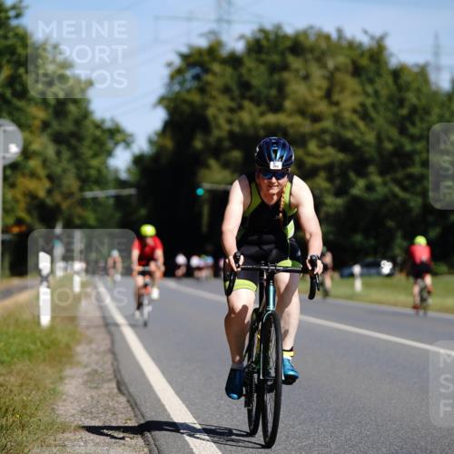 07.09.2025 - 19. Norderstedt Triathlon Michael Burmester http://msf.ph/oto/8847675 07.09.2025 11:29:32 Radfahren 185, 784, 1227 meine-sportfotos.de