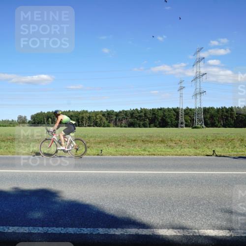 07.09.2025 - 19. Norderstedt Triathlon Michael Burmester http://msf.ph/oto/8847676 07.09.2025 15:28:10 Radfahren 418, 929, 952, 1455 meine-sportfotos.de