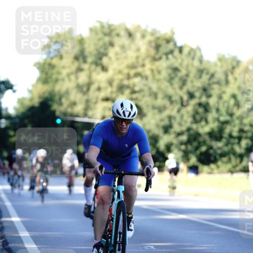 07.09.2025 - 19. Norderstedt Triathlon Michael Burmester http://msf.ph/oto/8847763 07.09.2025 16:16:59 Radfahren 371, 503, 1091, 1454, 1464, 1611 meine-sportfotos.de