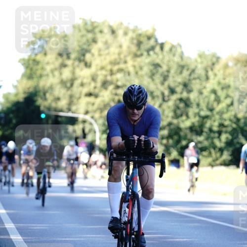07.09.2025 - 19. Norderstedt Triathlon Michael Burmester http://msf.ph/oto/8847769 07.09.2025 16:17:00 Radfahren 371, 503, 1091, 1454, 1609, 1611 meine-sportfotos.de
