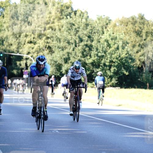 07.09.2025 - 19. Norderstedt Triathlon Michael Burmester http://msf.ph/oto/8847775 07.09.2025 16:17:03 Radfahren 371, 376, 396, 902, 1448, 1454, 1609 meine-sportfotos.de