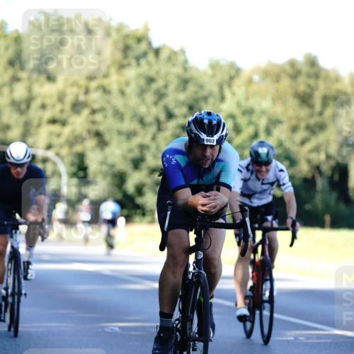 07.09.2025 - 19. Norderstedt Triathlon Michael Burmester http://msf.ph/oto/8847779 07.09.2025 16:17:03 Radfahren 371, 376, 396, 902, 1448, 1454, 1609 meine-sportfotos.de