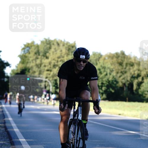 07.09.2025 - 19. Norderstedt Triathlon Michael Burmester http://msf.ph/oto/8847787 07.09.2025 16:17:05 Radfahren 376, 396, 902, 1448, 1512, 1609 meine-sportfotos.de