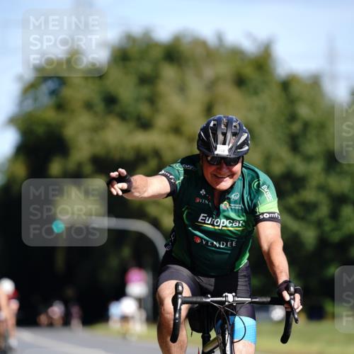 07.09.2025 - 19. Norderstedt Triathlon Michael Burmester http://msf.ph/oto/8847794 07.09.2025 11:30:50 Radfahren 152, 1172 meine-sportfotos.de