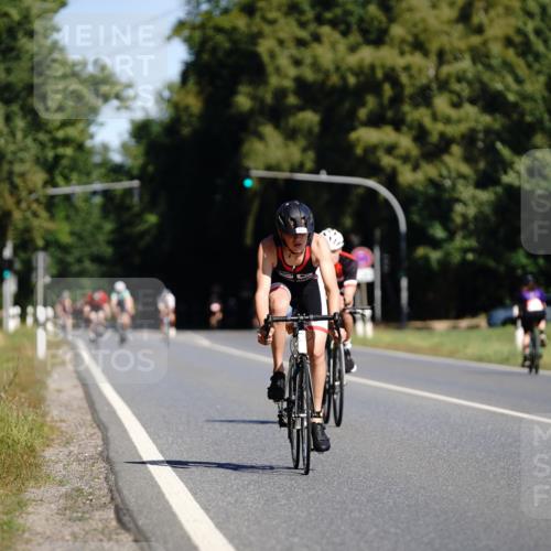 07.09.2025 - 19. Norderstedt Triathlon Michael Burmester http://msf.ph/oto/8847798 07.09.2025 11:30:53 Radfahren 152, 1162, 1202 meine-sportfotos.de