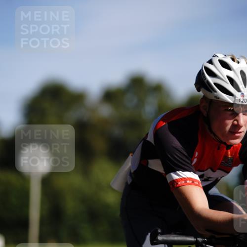 07.09.2025 - 19. Norderstedt Triathlon Michael Burmester http://msf.ph/oto/8847804 07.09.2025 11:30:56 Radfahren 1162, 1202 meine-sportfotos.de