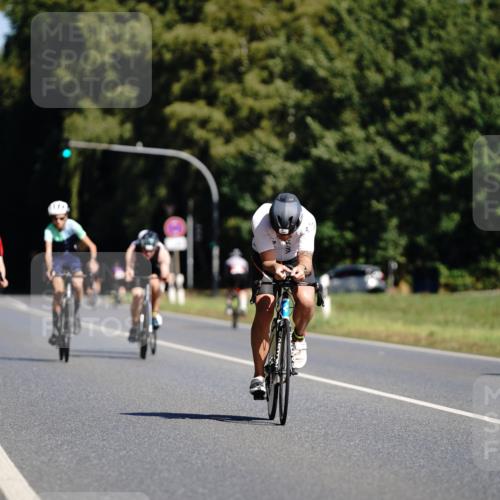 07.09.2025 - 19. Norderstedt Triathlon Michael Burmester http://msf.ph/oto/8847806 07.09.2025 11:31:02 Radfahren 284, 787 meine-sportfotos.de