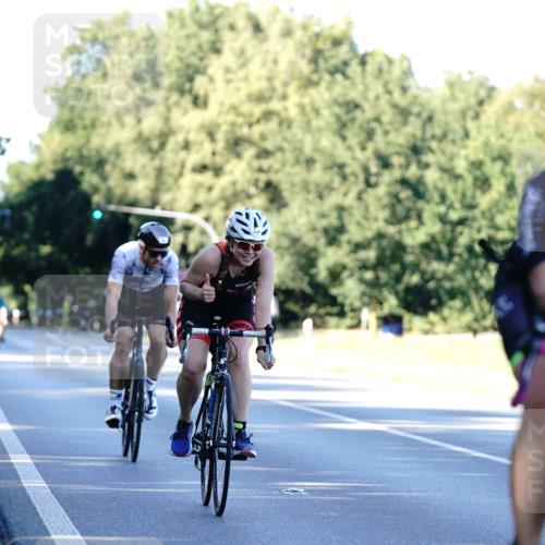 07.09.2025 - 19. Norderstedt Triathlon Michael Burmester http://msf.ph/oto/8847817 07.09.2025 16:17:29 Radfahren 1072, 1095, 1407 meine-sportfotos.de