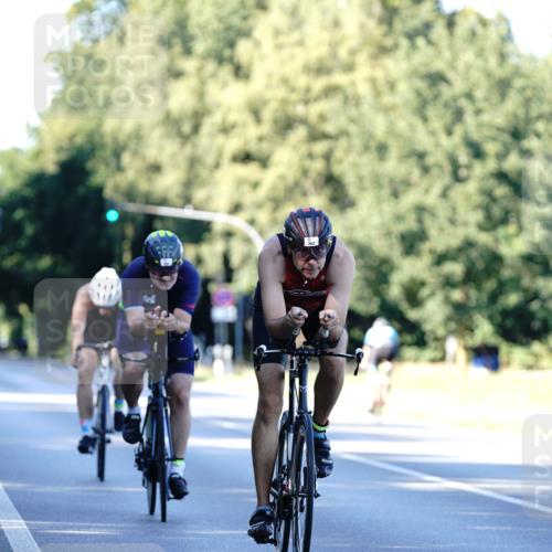 07.09.2025 - 19. Norderstedt Triathlon Michael Burmester http://msf.ph/oto/8847833 07.09.2025 16:17:38 Radfahren 362, 864, 918, 1084 meine-sportfotos.de