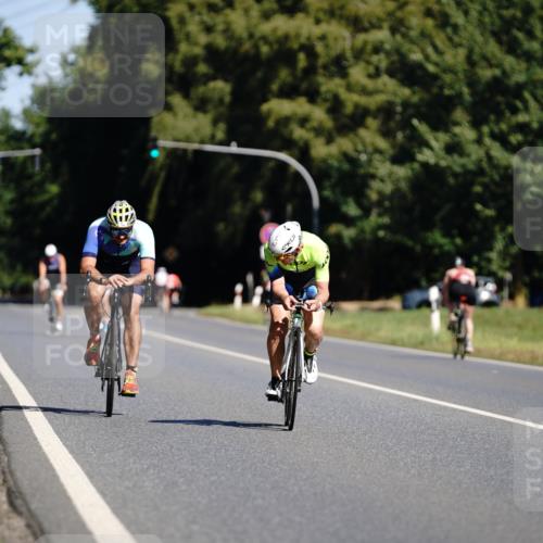 07.09.2025 - 19. Norderstedt Triathlon Michael Burmester http://msf.ph/oto/8847848 07.09.2025 11:31:28 Radfahren 749, 771 meine-sportfotos.de