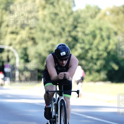07.09.2025 - 19. Norderstedt Triathlon Michael Burmester http://msf.ph/oto/8847865 07.09.2025 16:17:51 Radfahren 944, 1534, 1588, 1602 meine-sportfotos.de