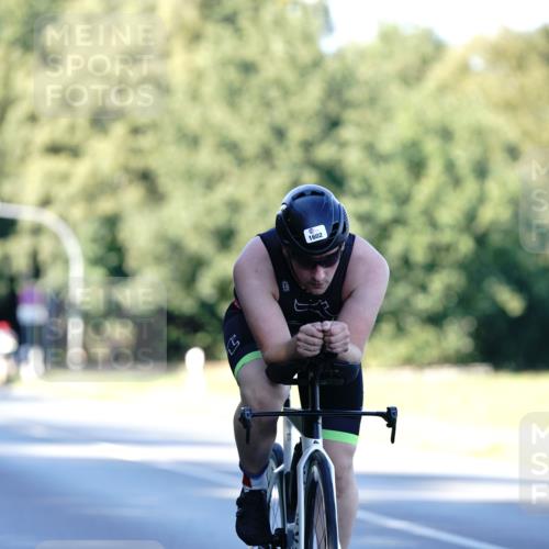 07.09.2025 - 19. Norderstedt Triathlon Michael Burmester http://msf.ph/oto/8847867 07.09.2025 16:17:52 Radfahren 944, 1046, 1534, 1588, 1602 meine-sportfotos.de